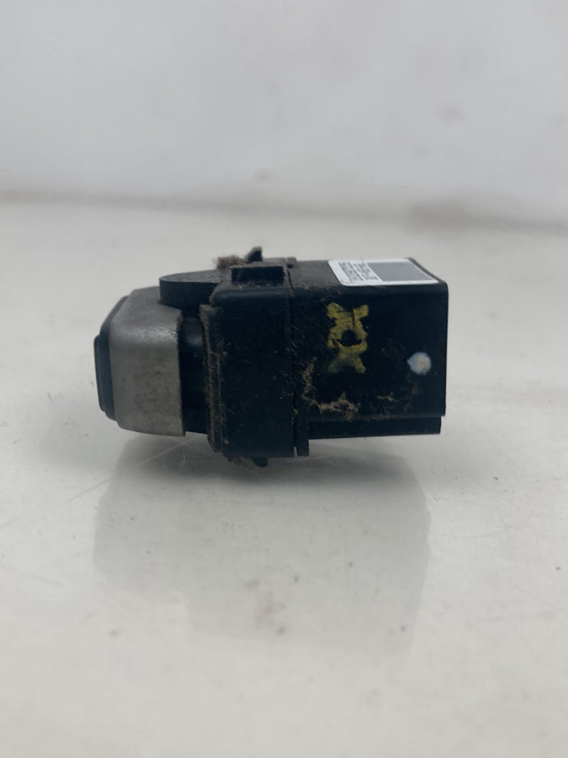 2002-2005 Lincoln Town Car Signature Door Lock Switch 3W1T-14963-AEW OEM #5153M