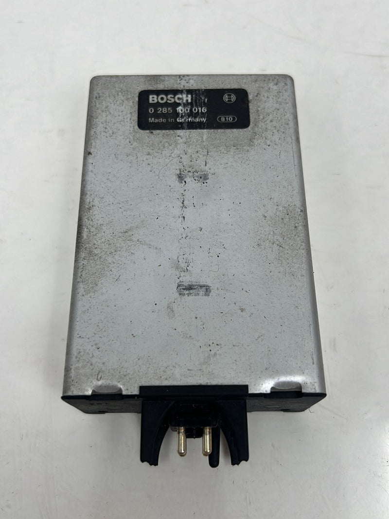 1990-1992 Volvo 740 745 940 Bosch Body Control Module 0285100016 OEM #5946EM
