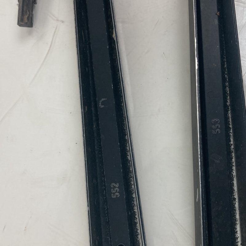 1996 Chevrolet Silverado GMT800 - Wiper Arm