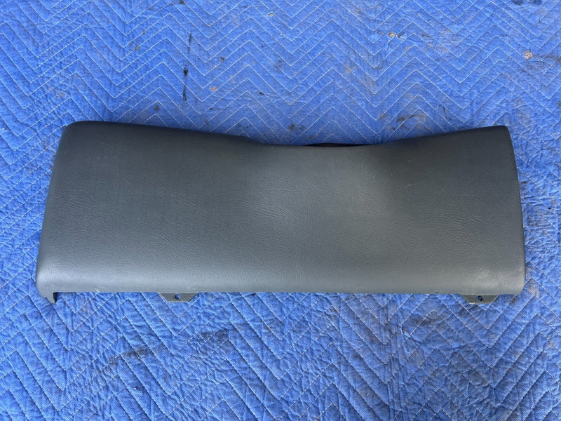 1999-2002 Chevy Silverado GM Left Dash Lower Knee Bolster Trim Panel OEM #1833CN