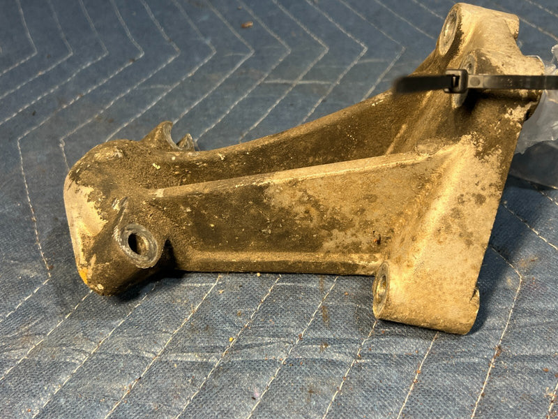 1983-1985 Porsche 944 Right & Left Motor Mount Frame Bracket Support OEM #2516EM