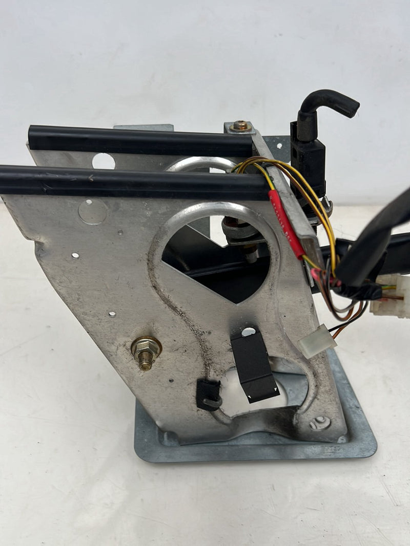 1990-1992 Volvo 740 745 940 Brake Pedal Lever Assembly 1362887 OEM #5891EM