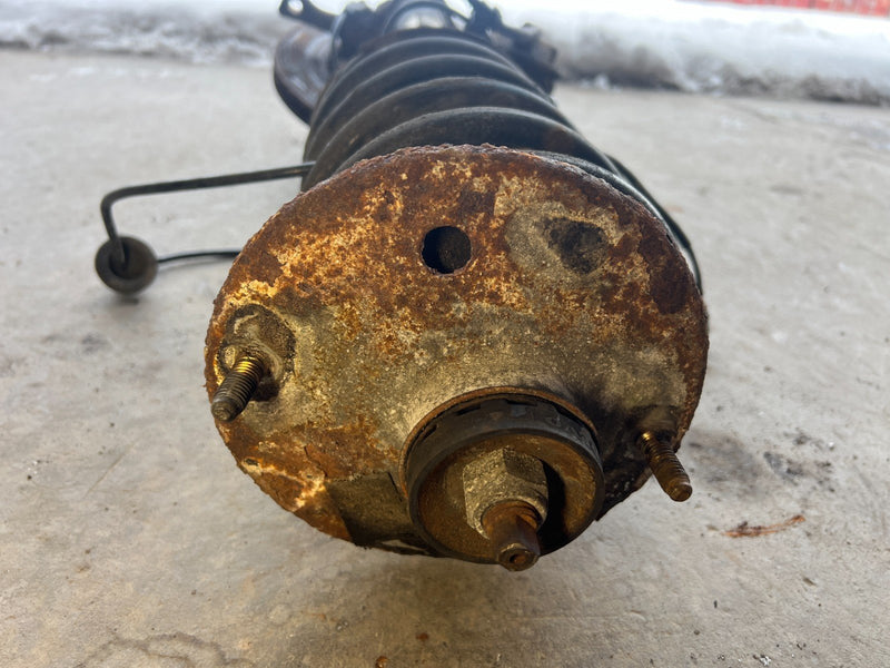 1989-1995 Volvo 740 940 Sedan Front Driver Left Hub & Strut Shock OEM #3638EM