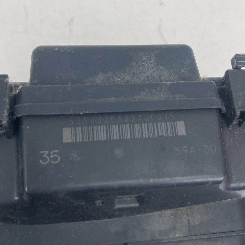 2002-2004 Honda CR-V RD2 Fuse Box S9A-GO OEM #5097M