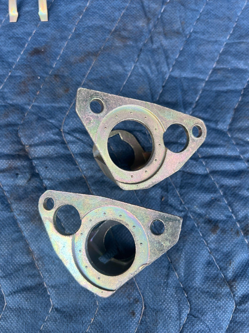 1986-1993 Volvo 240 244 245 RH & LH Side Mirror Manual Adjustment Set OE #4089EM