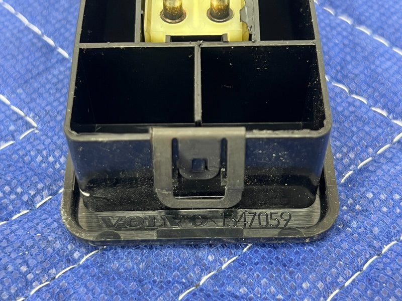 1984-1989 Volvo 740 760 Sedan Right Front Power Window Control Switch OEM#1543EM