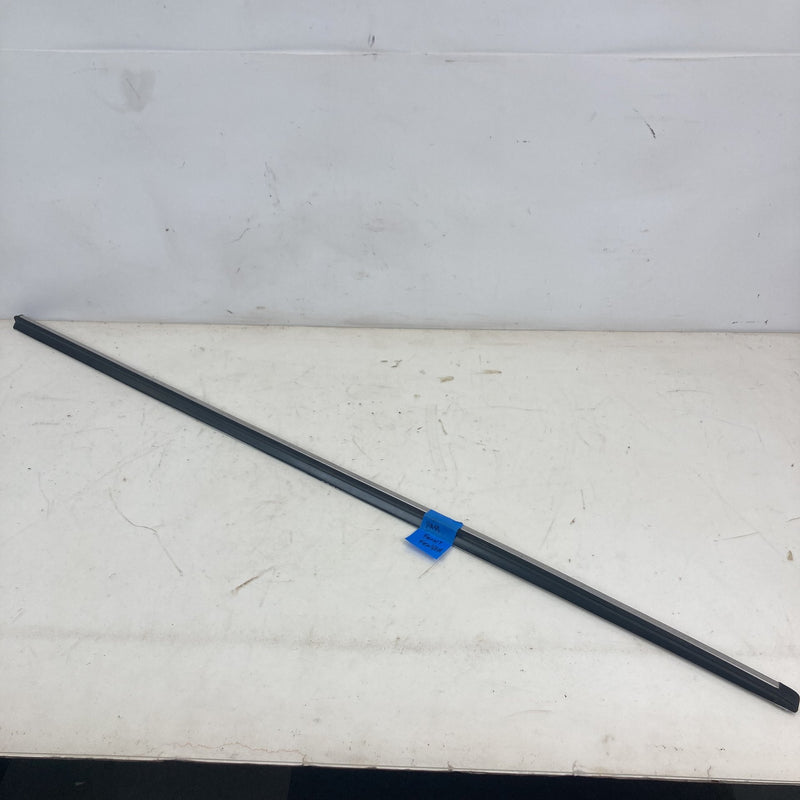 1981-1985 Volvo 240 245 Front Right Fender Belt Line Trim Passenger OEM