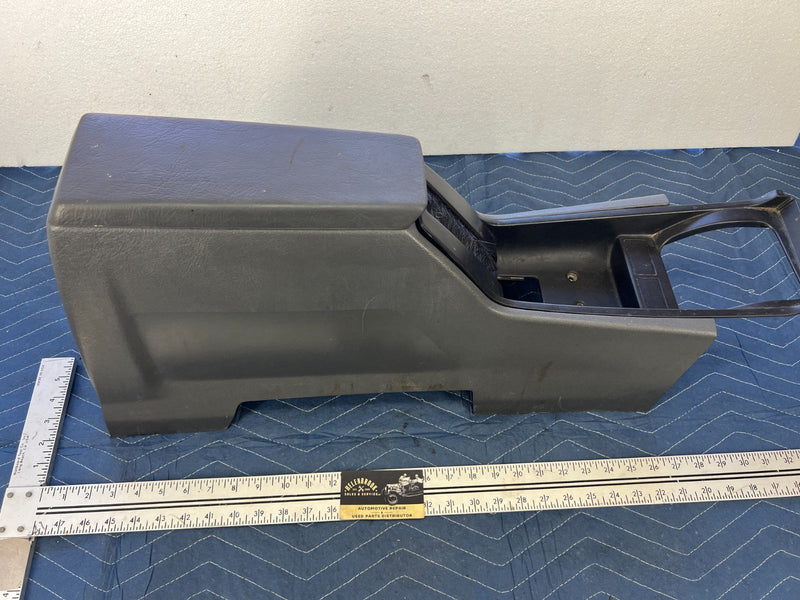 1992-1995 Volvo 940 740 Center Console Assembly Arm Rest Storage Gray OE #3178EM