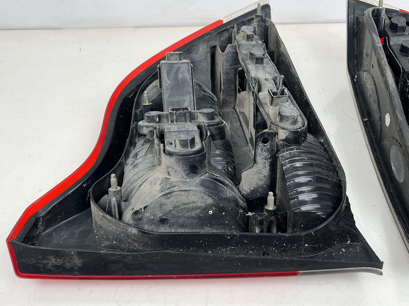 2001-2004 Volvo S60R S60 Right & Left Rear Tail Light Assembly Pair OEM #5772EM