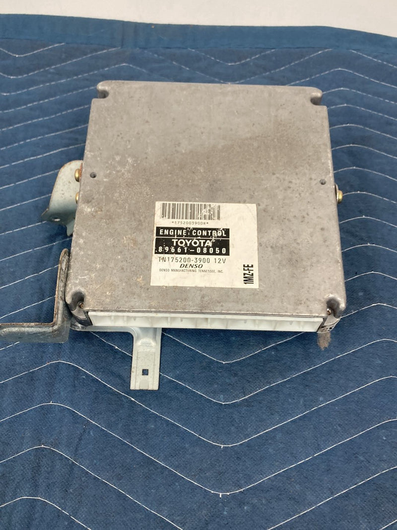2000 Toyota Sienna L10 - Unknown PN: 89661-08050 1752003900R TN175200-3900