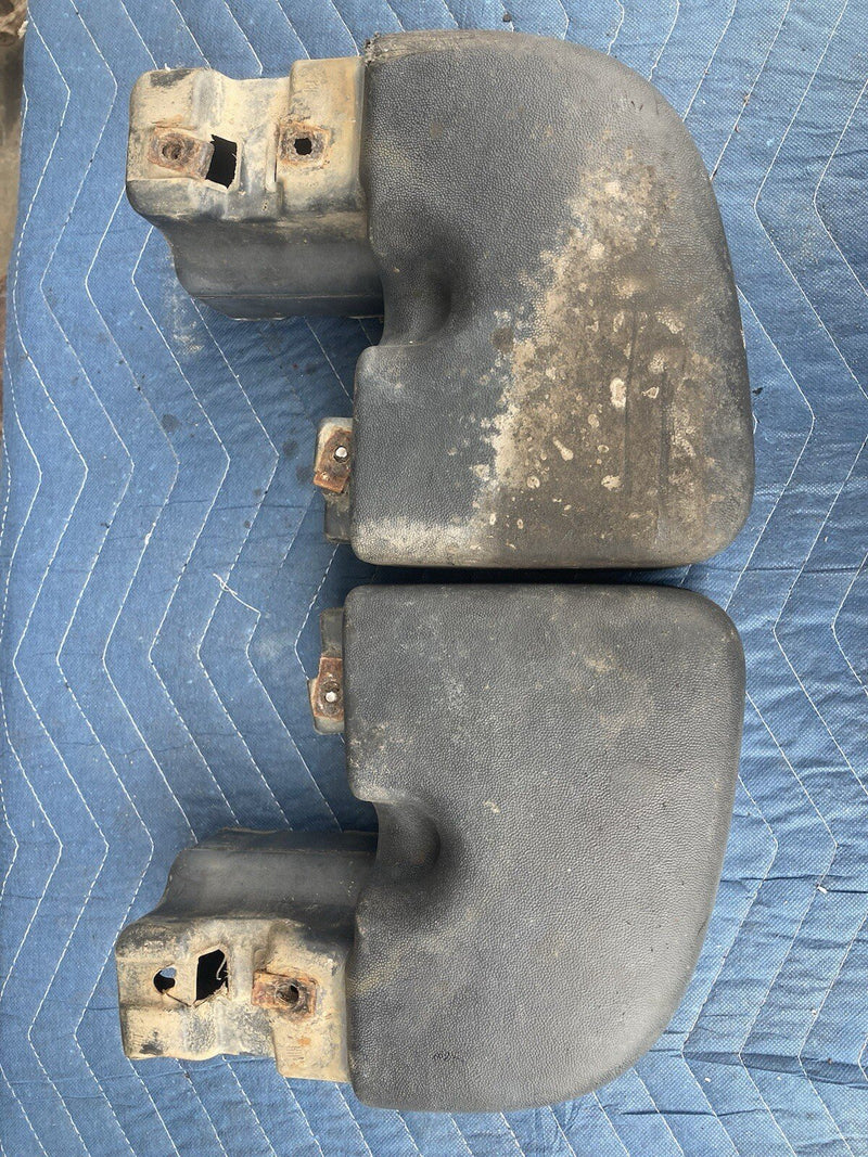 1997-2002 Jeep Wrangler TJ Bumper Ends LH RH 55155760AA OEM #3273M