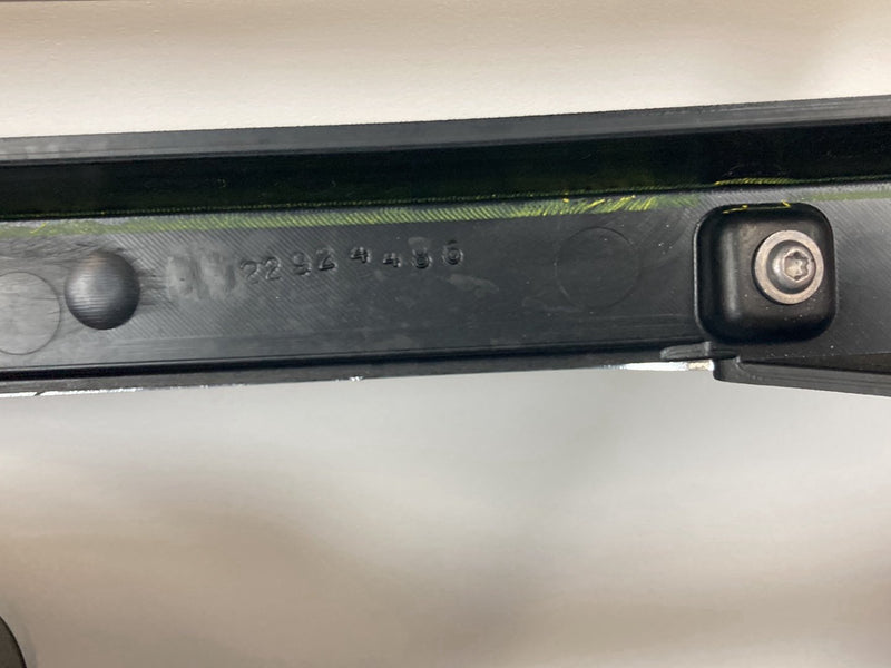 2012-2013 GMC Sierra Radiator Grille GMC 22924486 OEM