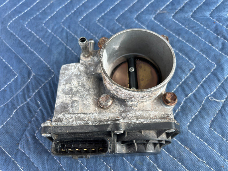 2010-2013 Suzuki SX4 Hatchback Throttle Body Fuel Unit Assembly OEM #1328CN