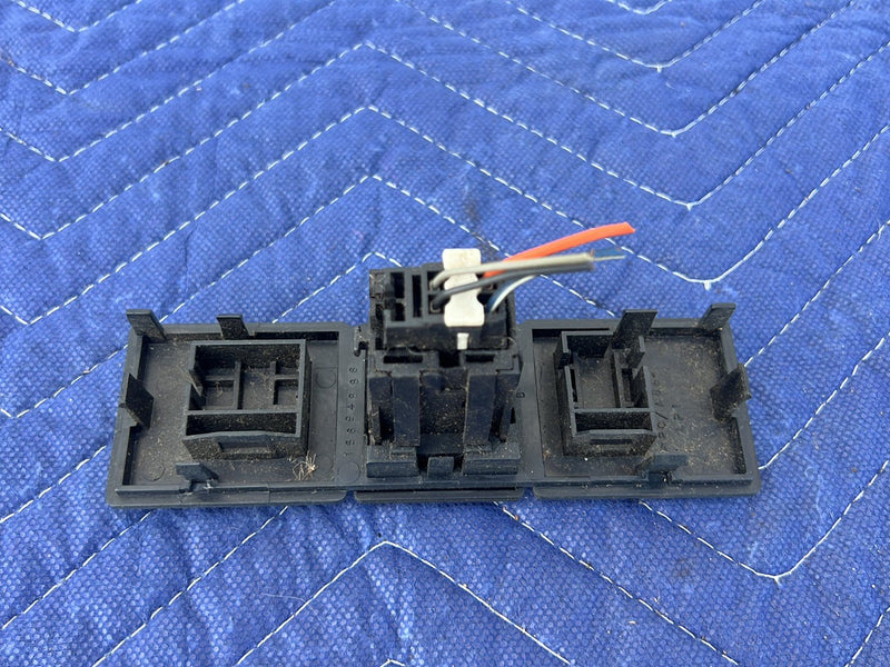 Chevrolet Silverado - Cargo Light Switch PN: 1568702 15694886