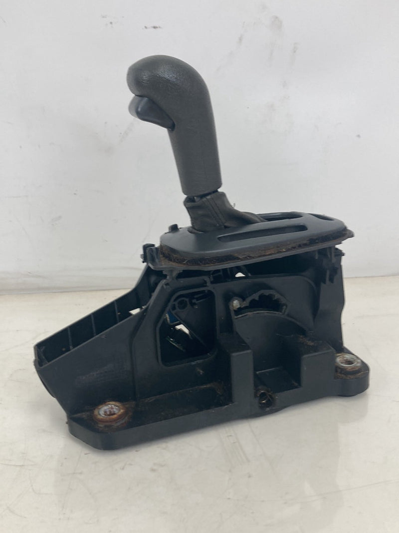 1998-2000 Volvo V70 S70 Automatic Shifter Assembly OEM #5223M