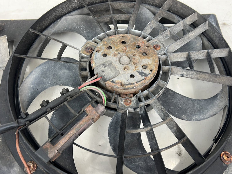 1993-1997 Volvo 850 Engine Cooling Fan & Shroud Turbo 5 Cyl 2.3L OEM