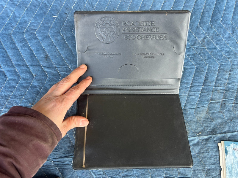 1999-2002 Chevy Silverado GM 1500 2500 Silverado Owners Manual OEM #1809CN