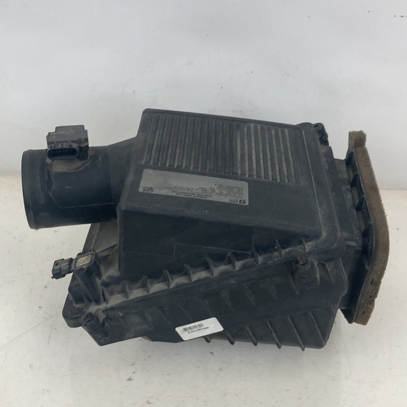 2007-2014 Chevrolet Silverado GMT900 Air Filter Housing Box MAF 23256990 #5336M