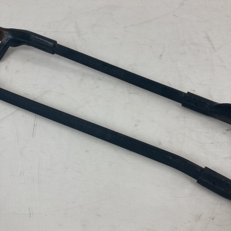 2001-2005 Volkswagen Passat Wiper Arm Pair LH RH OEM #5501M