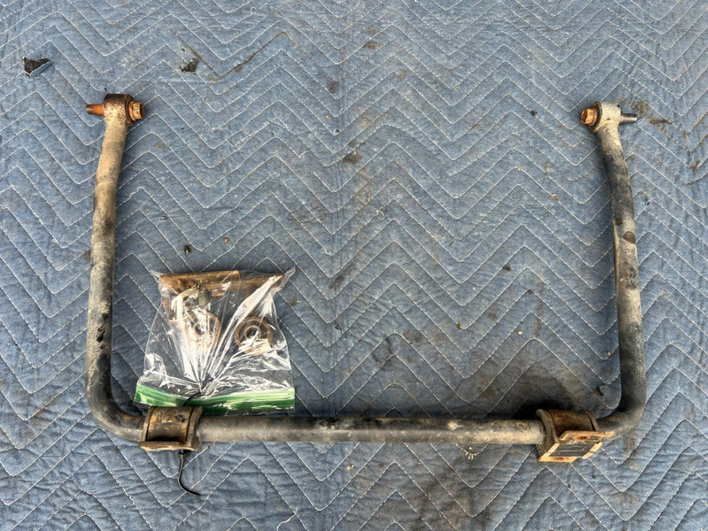 1985-1988 Suzuki Samurai SJ413 Front Sway Bar 42300-83300 OEM
