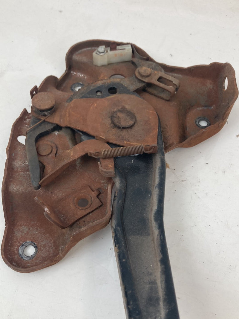 1988 Chevrolet Silverado 1500 GMT400 - Emergency Brake Pedal