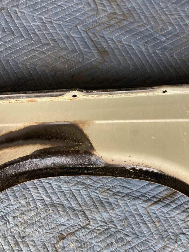 1989-1995 Volvo 940 944 Passenger side Fender Right Black OEM #4252M
