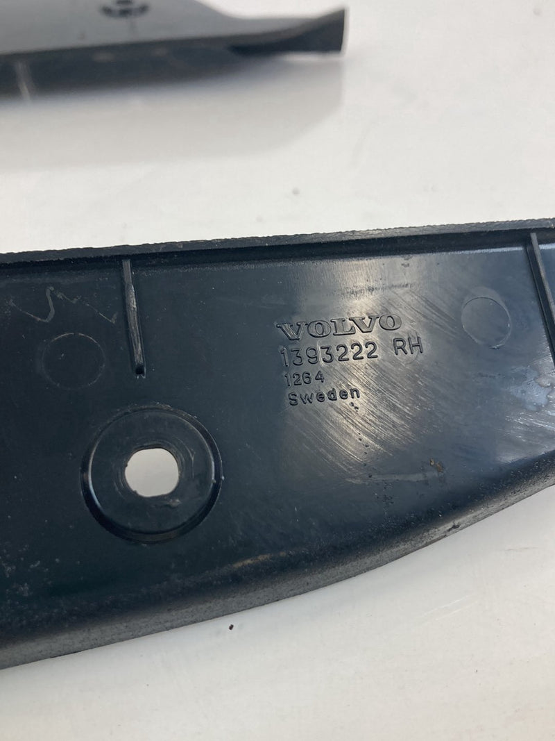 1992 Volvo 940 944 - Air Vent PN: 1386921 1393222