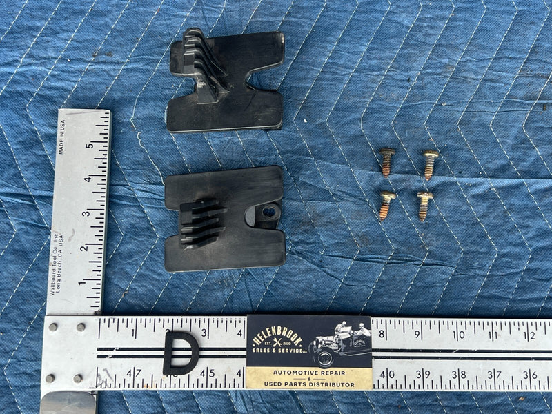 1992-1995 Volvo 940 740 Rear Seat Lower Cushion Retainer Clip Pair OEM #3220EM