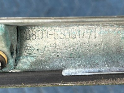 2002-2006  Toyota Camry Trunk Deck License Trim 76801-33061717 OEM #122DU