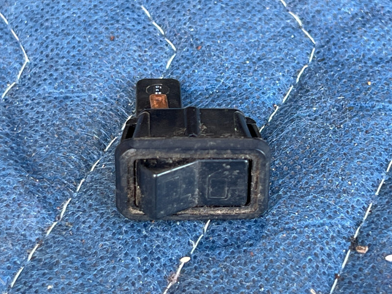 1983-1985 Porsche 944 Side Mirror Crossover Switch Control Button OEM #2452EM