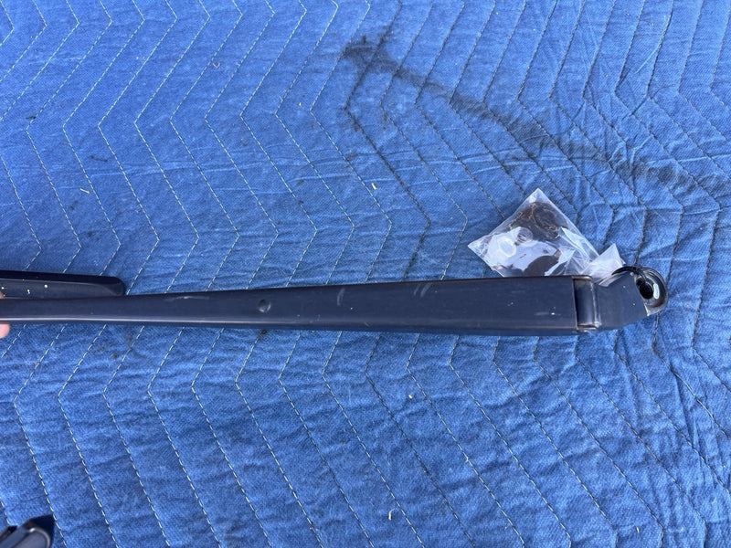 2003-2008 Toyota Corolla Wiper Arm Pair Left & Right Front Windshield OEM #5013E