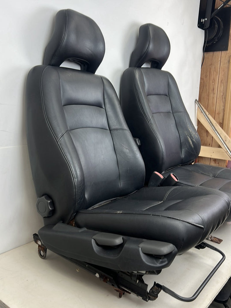 1998-2000 Volvo V70 Front Left Right Seat Pair OEM