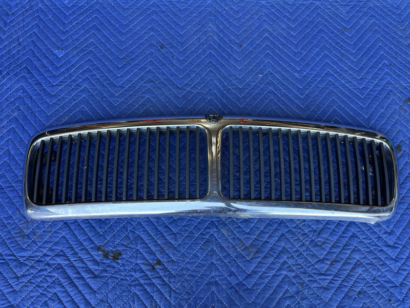 1998-2003 Jaguar XJR XJ8 X308 Front Chrome Grille Hood Trim HNC5504BB OEM #4645E