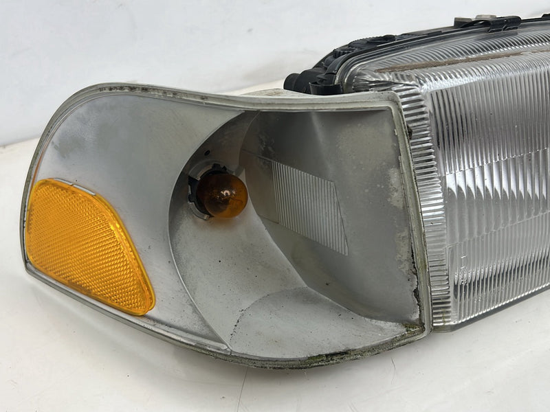 1998-2000 Volvo V70 S70 Front Left Right Headlight Lamp Pair OEM