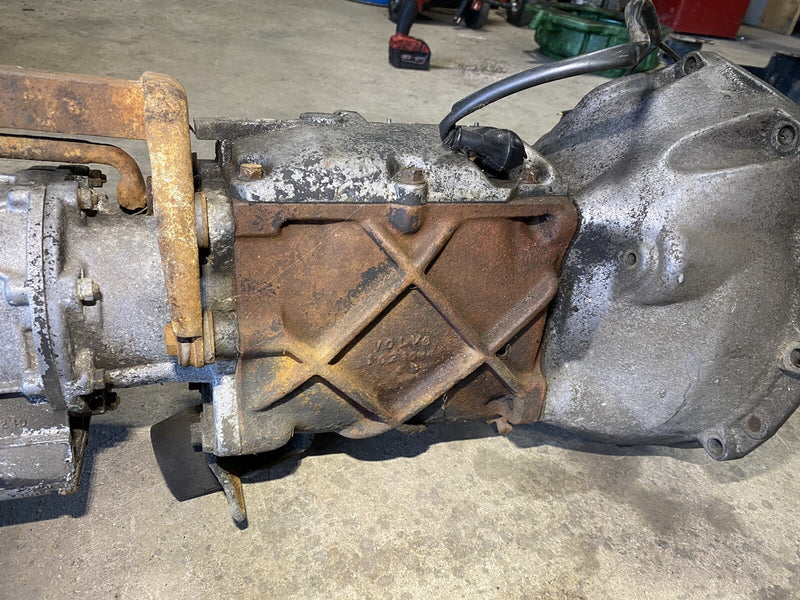 Volvo 240 M46 w/Overdrive Manual Transmission J Type 244 245 Laycock #3016E