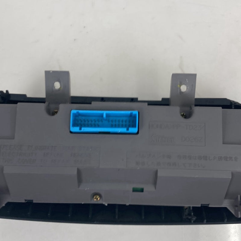 2002-2004 Honda CR-V RD2 HVAC Climate Control PP-TD23 OEM #5079M