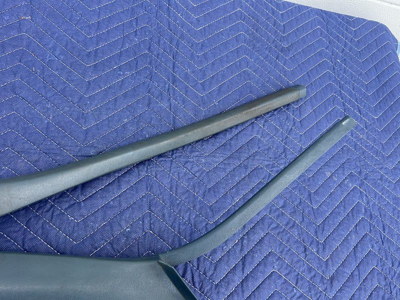 Chevrolet Silverado - A Pillar Trim PN: 15574146 15574145