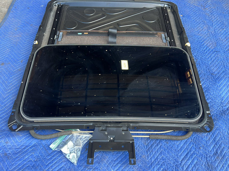 1996-2003 Audi S8 D2 A8 Black Sunroof Assembly w/ Glass 4D0877041 OEM #6429EM