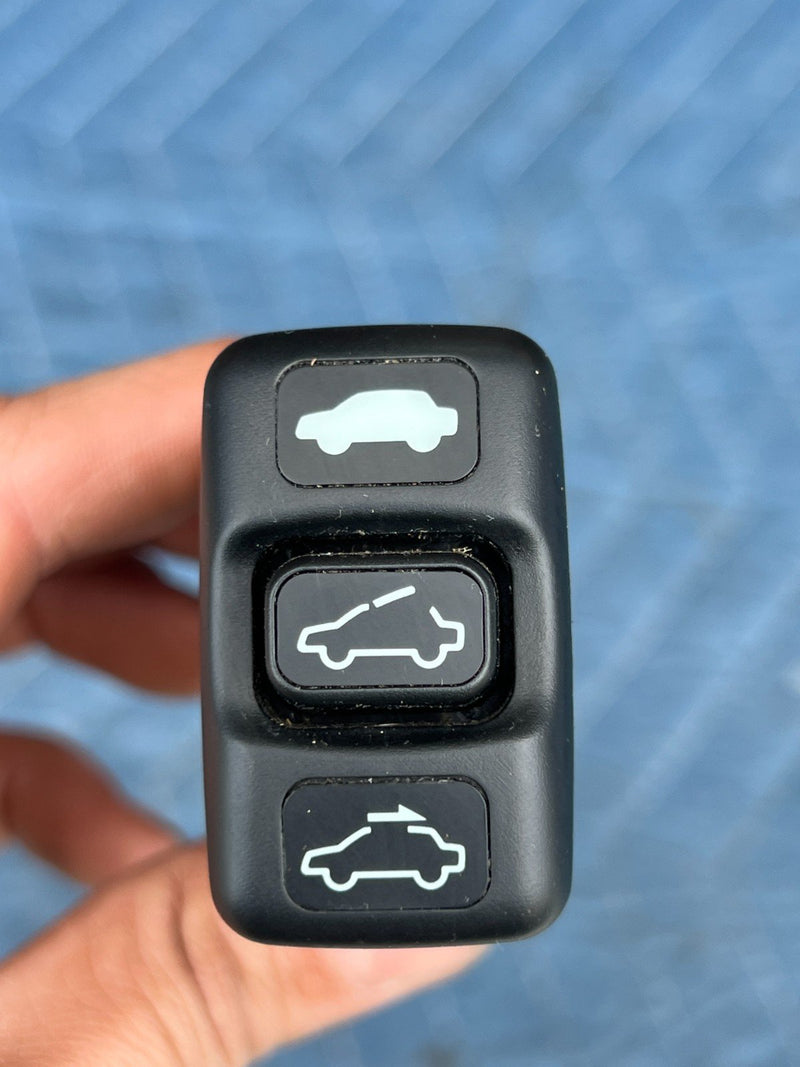 1998-2002 Honda Accord 0708A Sunroof Control Dash Switch #1950CN