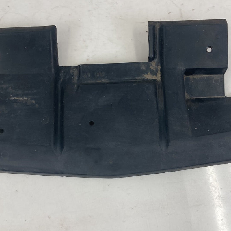 1995-1998 Chevrolet Silverado 2500 GMT400 Radiator Air Dam 15714371 OEM