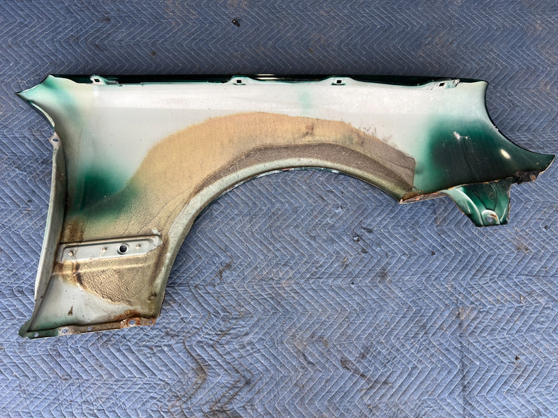 1998-2003 Mercedes W210 E320 Front Driver Left Fender Panel Green OEM #4733EM