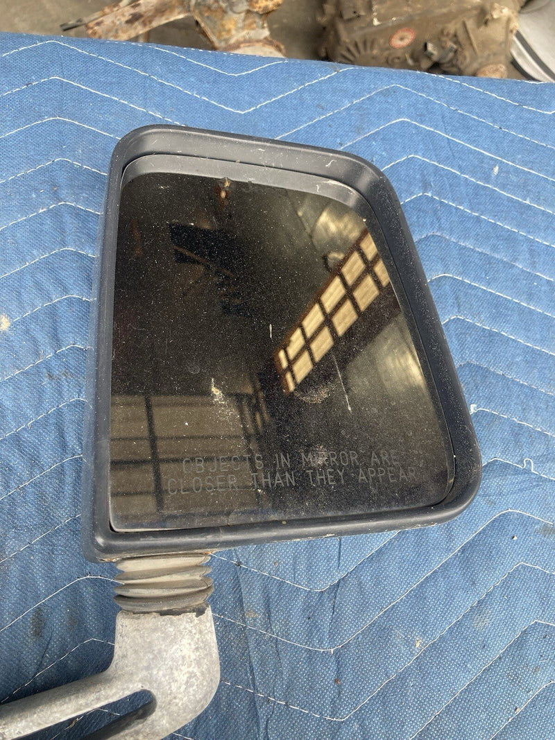 1997-2002 Jeep Wrangler TJ Passenger Side Right Mirror Assembly OEM #3239M