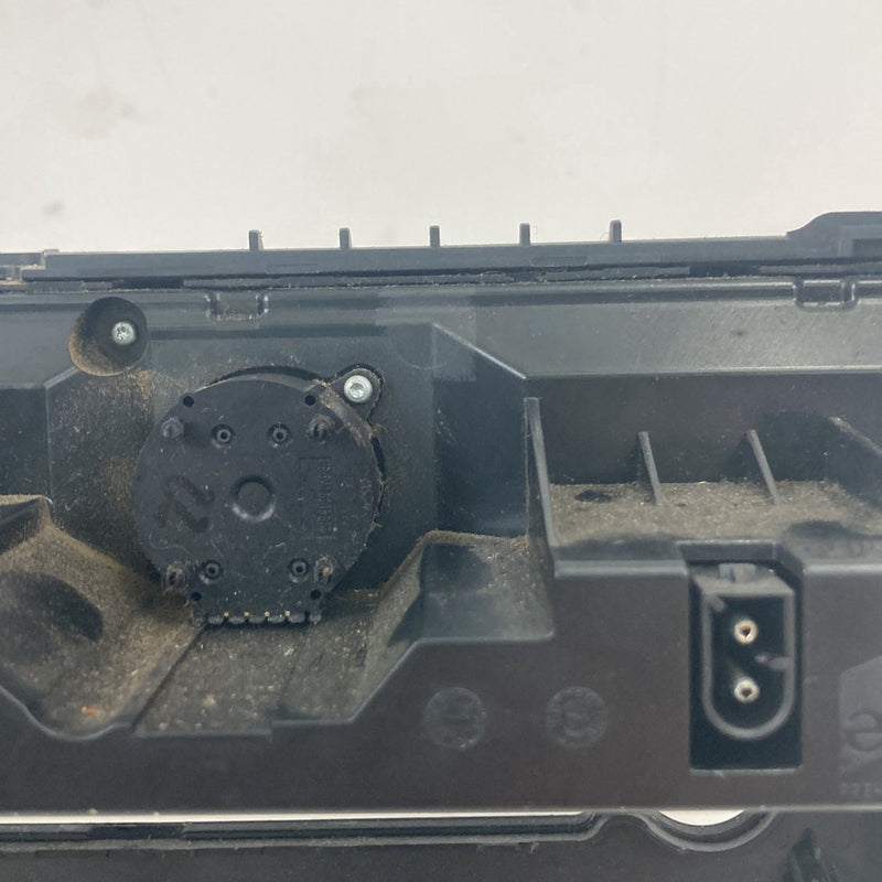 2003-2007 BMW 545i E60 HVAC Climate Control Assembly Switch 7063145 OEM #4932M
