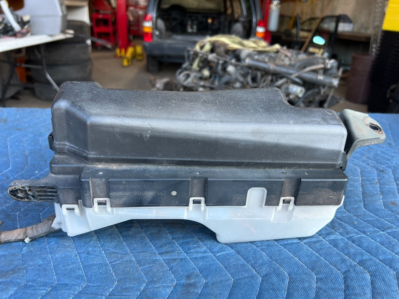 2003-2008 Toyota Corolla Cabin Dash Fuse Box Relay Junction OEM #3354EM