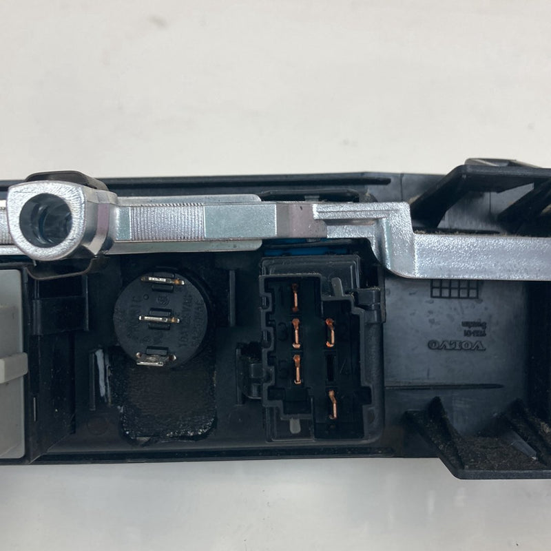 1992 Volvo 940 944 - Headlight Switch PN: 1125-02 1362698 3515810