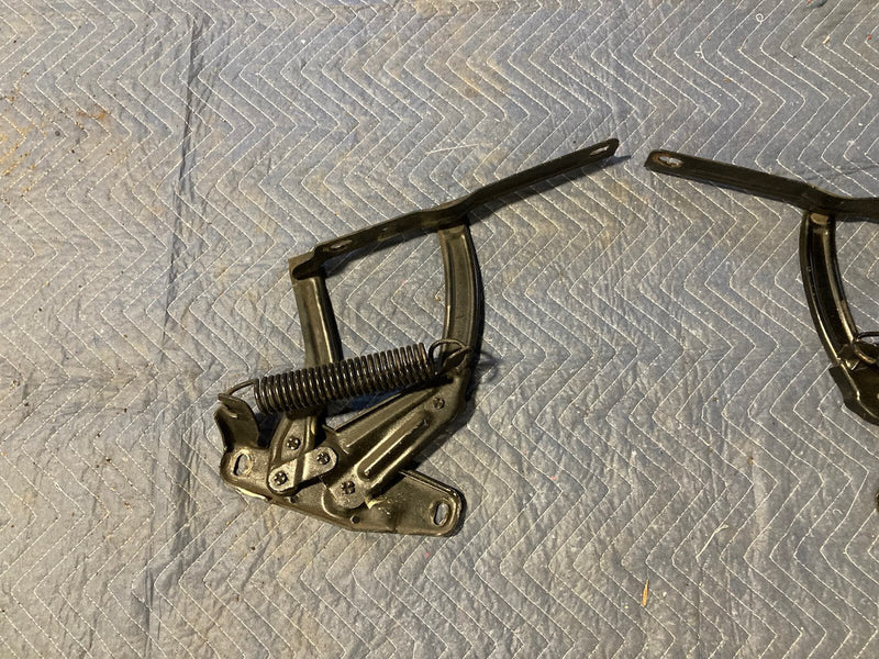 1976-1979 Cadillac Seville Hood Hinges Spring Pair Left Right OEM #1757M