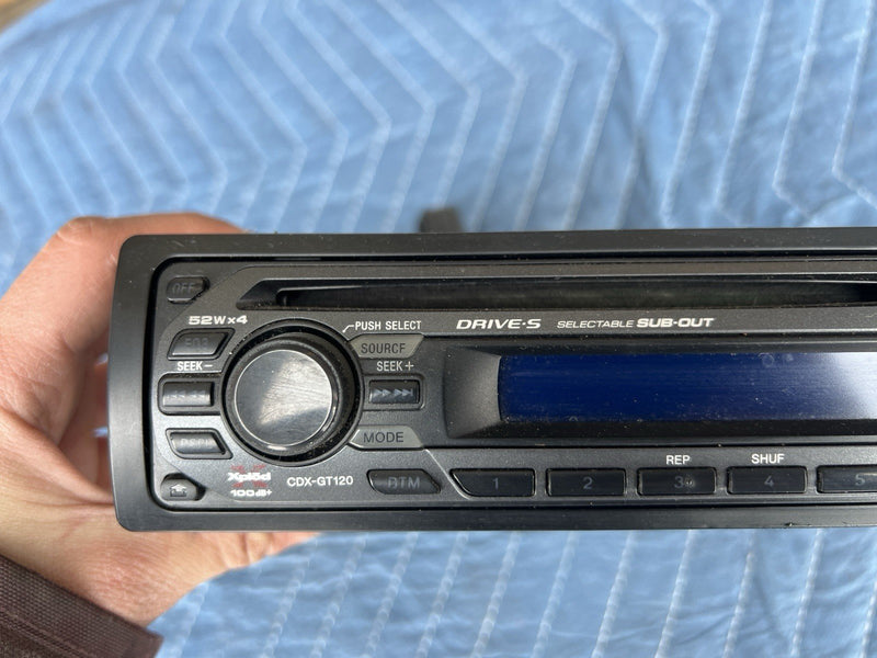 Sony CDX-GT120 Radio Head Unit CD Player w/Wiring For 93-00 Volvo 850 V70 #4569E