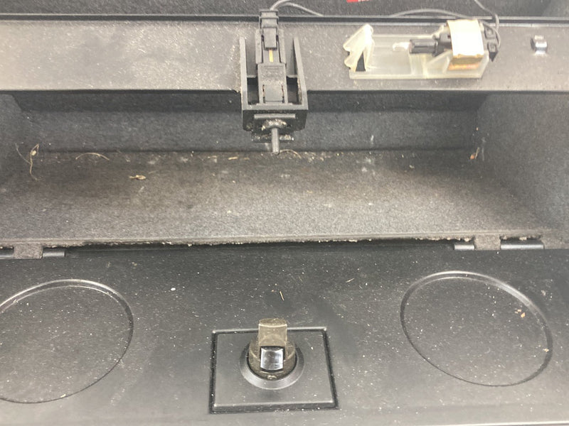 1992 Volvo 940 944 - Glove Box