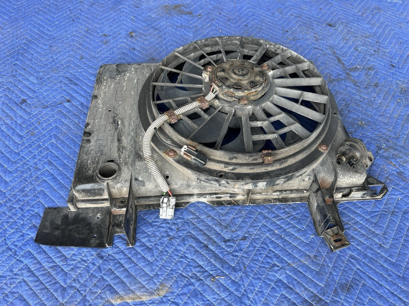 1993-1997 Volvo 850 850R Engine Cooling Fan Assembly & Shroud 2.4L OEM #4429E