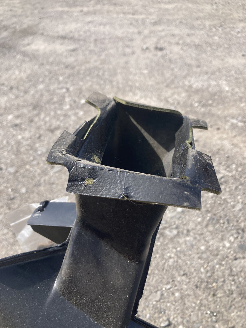 1996 Chevrolet Silverado GMT800 - Dash Duct PN: 15691490